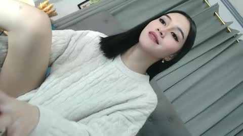 sweet_tatiana28 online show from March 25, 9:37 am