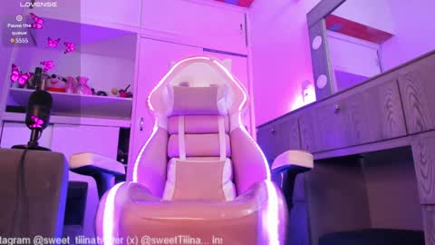          online show from December 11, 3:13 am