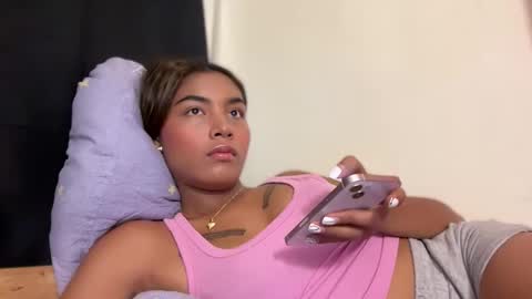 Snapshot of sweet_trishaxx chatting on February 19, 11:28 am Trisha online show from February 19, 11:28 am