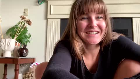 Heidi Brenner - Please check bio for schedule  FAQ online show from December 21, 8:43 pm