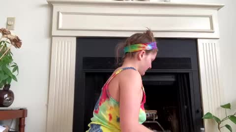 Heidi Brenner - Please check bio for schedule  FAQ online show from January 20, 2:25 pm