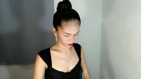 sweet_tyla online show from November 3, 2:57 am