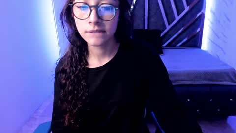 sweet_venus4 online show from January 8, 6:31 pm