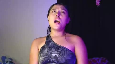 Snapshot of sweet_xuee18 chatting on December 14, 7:40 am Sweet online show from December 14, 7:40 am