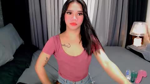 bea takashi  online show from October 31, 10:05 am