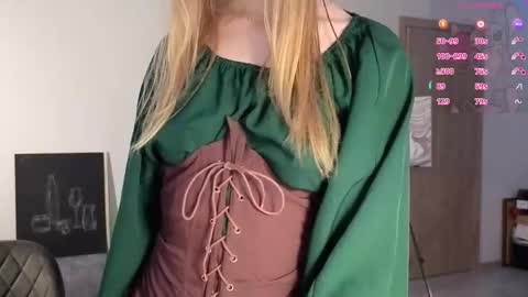 sweet_zz_gold online show from September 9, 11:15 pm