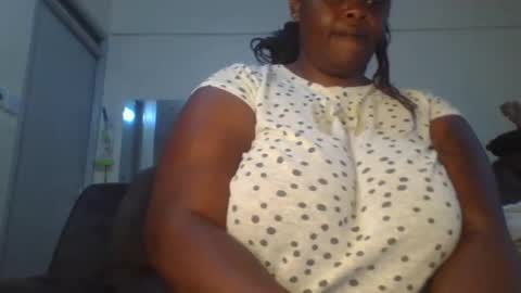 sweetbaby46 online show from September 17, 10:39 am