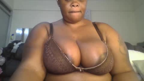 sweetbaby46 online show from April 12, 12:10 pm