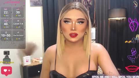 Snapshot of sweetbella118 chatting on January 11, 1:11 pm bella online show from January 11, 1:11 pm