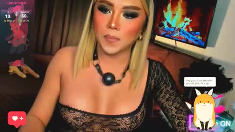 Snapshot of sweetbella69xoxo chatting on February 1, 10:58 am BELLA online show from February 1, 10:58 am