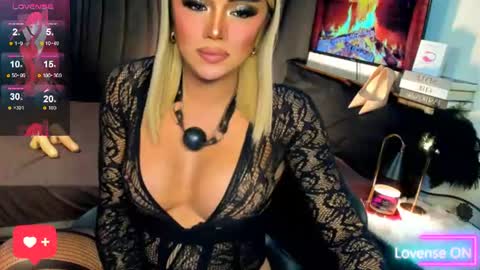BELLA online show from July 11, 10:40 am