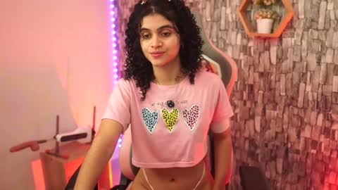 Salom independent model online show from December 22, 7:33 pm