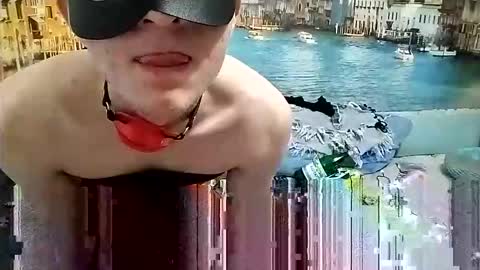 Snapshot of sweetboy0777 chatting on February 17, 12:12 pm Sweetboy0777 online show from February 17, 12:12 pm