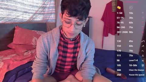 Snapshot of sweetc4meron chatting on October 15, 9:37 pm Cameron Alejandro online show from October 15, 9:37 pm