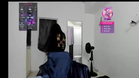 Snapshot of sweetcatallina chatting on May 26, 9:05 am sweetcatallina online show from May 26, 9:05 am