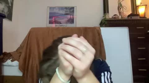 Snapshot of sweetcme chatting on October 17, 3:42 am sweetcme online show from October 17, 3:42 am