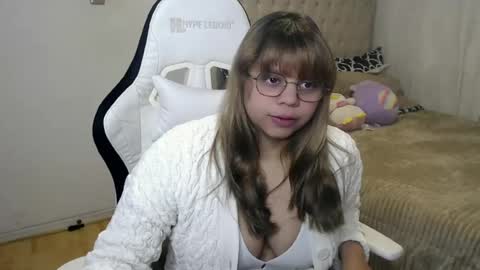 Cristal online show from June 13, 2:04 pm