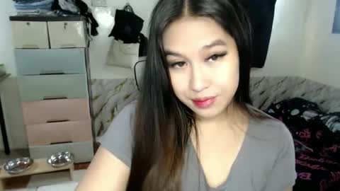 Snapshot of sweetcrizel12 chatting on October 3, 12:18 am SweetSpicy Chloe online show from October 3, 12:18 am