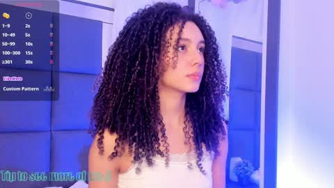 M I A online show from December 26, 1:32 pm