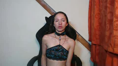 sweetdam12 online show from February 8, 1:32 am