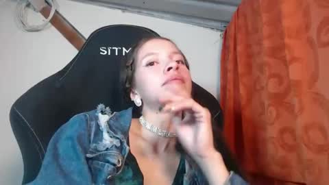 sweetdam12 online show from February 13, 8:24 pm