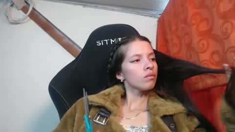 sweetdam12 online show from February 25, 7:14 pm