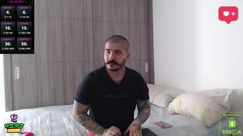         online show from November 22, 3:22 pm