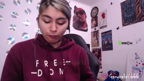 Abril online show from February 19, 2:55 pm