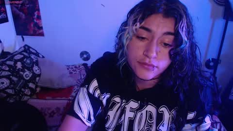 Abril online show from October 17, 6:54 pm