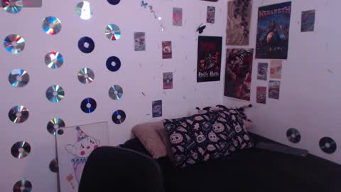 Abril online show from December 15, 2:43 pm