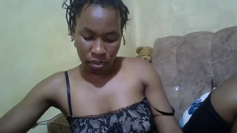Snapshot of sweetdiva2012 chatting on February 25, 1:50 pm sweetdiva2012 online show from February 25, 1:50 pm