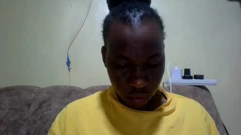 Snapshot of sweetdiva2012 chatting on June 9, 3:18 am sweetdiva2012 online show from June 9, 3:18 am