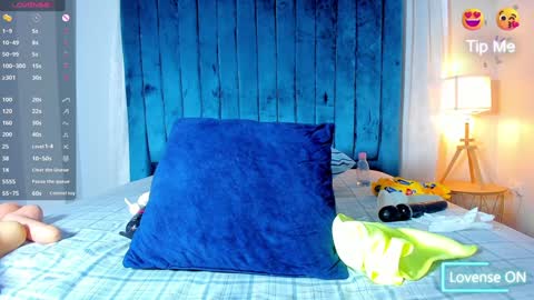 Mia online show from January 27, 3:07 pm