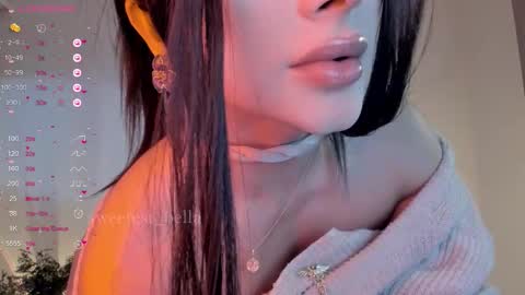 Bella online show from October 22, 9:36 pm