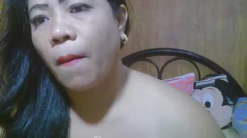 sweeteyes69xx online show from June 13, 3:48 am