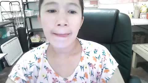 Stacy online show from April 14, 2:23 pm