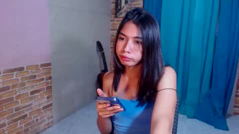 Snapshot of sweetgirl_chenne18 chatting on March 6, 2:51 pm sweetgirl_chenne18 online show from March 6, 2:51 pm