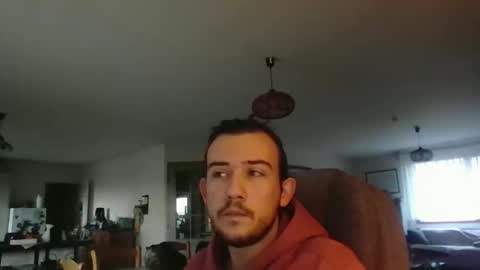 sweetguyss12 online show from January 16, 8:40 am