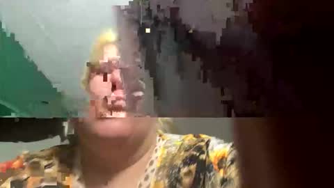 sweetheart524437 online show from December 2, 2:06 am