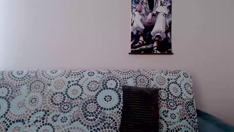 Emma  online show from November 4, 8:35 am