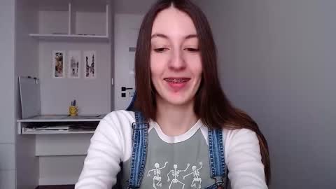 Snapshot of sweetheart_77 chatting on January 13, 8:30 am Emma online show from January 13, 8:30 am