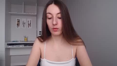 Snapshot of sweetheart_77 chatting on February 22, 9:08 am Emma online show from February 22, 9:08 am