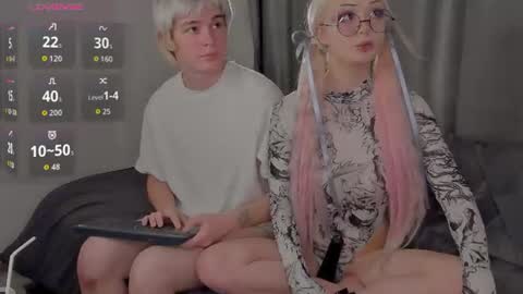 sweethearts_friends online show from July 20, 6:32 pm