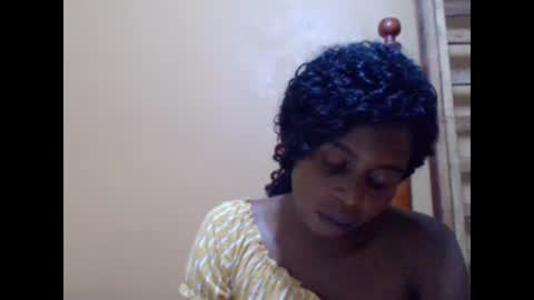 Snapshot of sweetib1 chatting on January 12, 8:25 pm sweetib1 online show from January 12, 8:25 pm