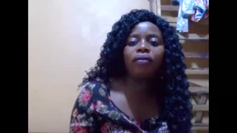 Snapshot of sweetib1 chatting on January 22, 5:59 am sweetib1 online show from January 22, 5:59 am