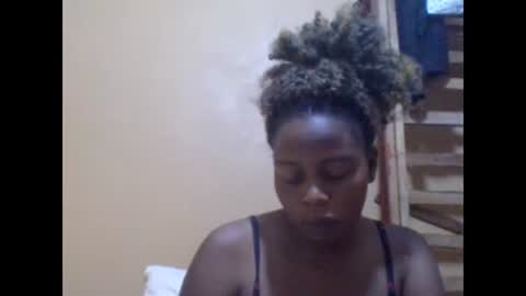 Snapshot of sweetib1 chatting on March 4, 5:32 am sweetib1 online show from March 4, 5:32 am