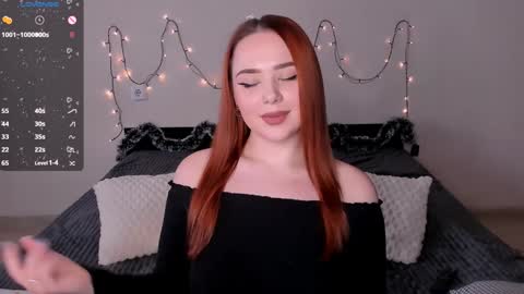 Hannah online show from December 22, 12:05 pm