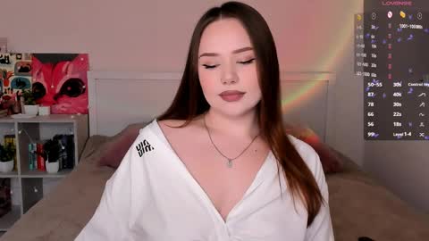 Hannah online show from March 27, 1:55 pm