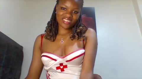 sweetie lee online show from November 29, 2:14 am