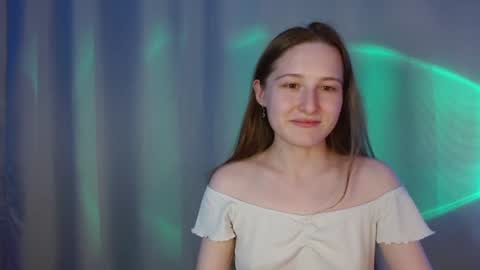 Annie online show from December 4, 11:35 pm